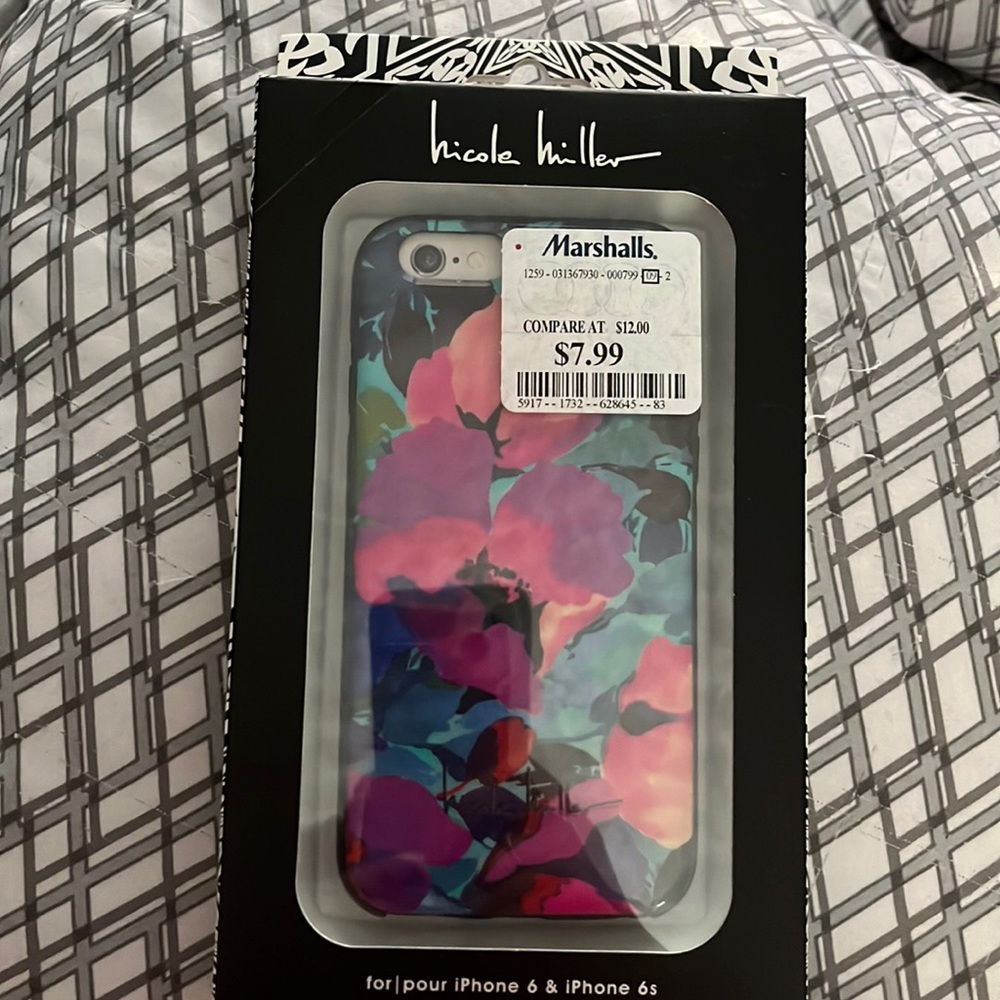 Nicole Miller IPhone 6 Hardshell Case